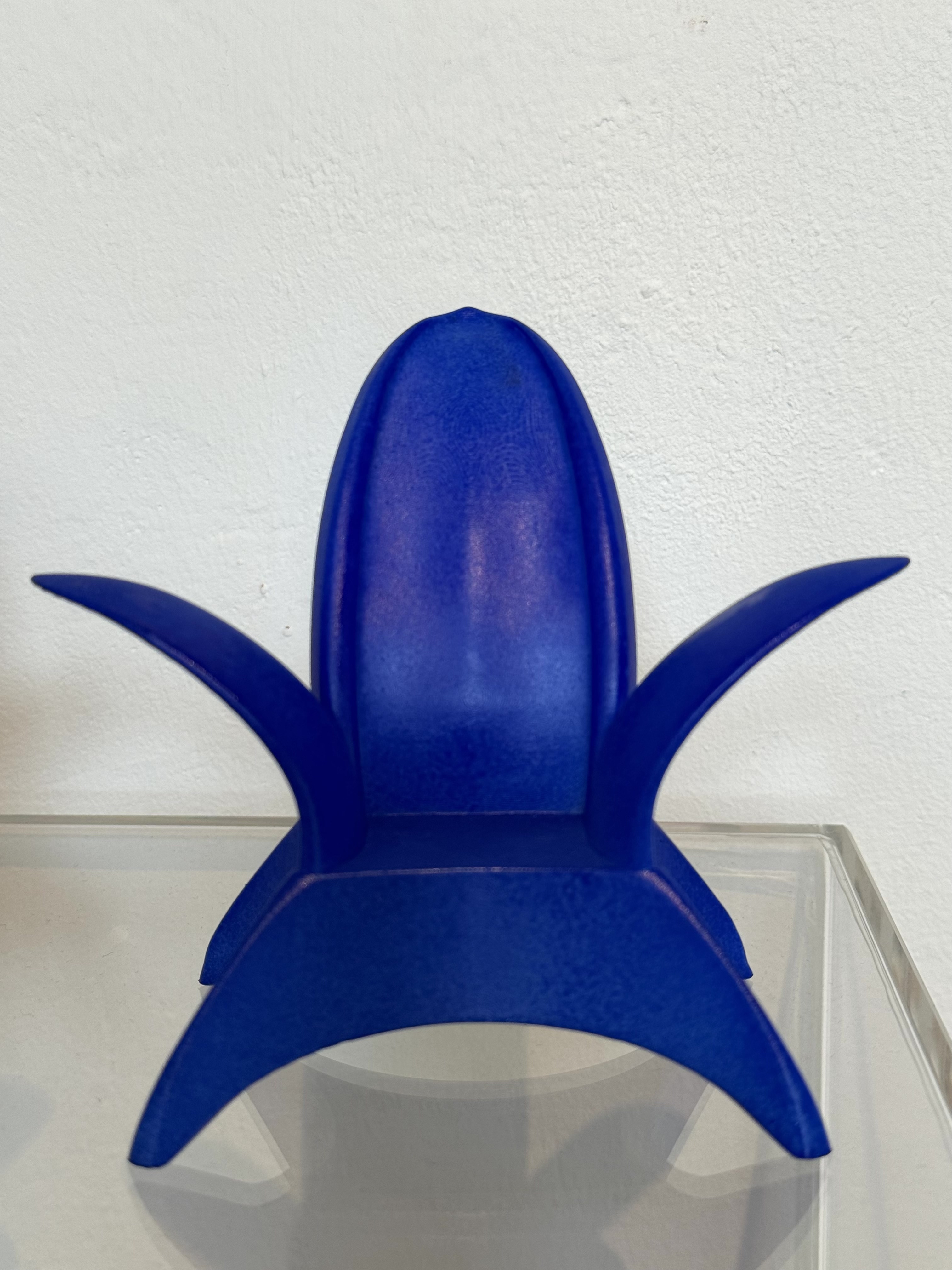 Diva - Red Throne – 3 D print, 12 × 12 × 10 cm – Susanne Rikus